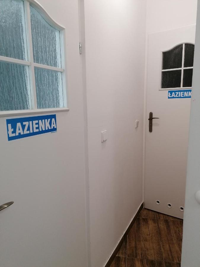 Hostel Tulip - Pokoj Jednoosobowy Nr 3 Ze Wspolna Lazienka I Kuchnia Szczecin Exterior photo