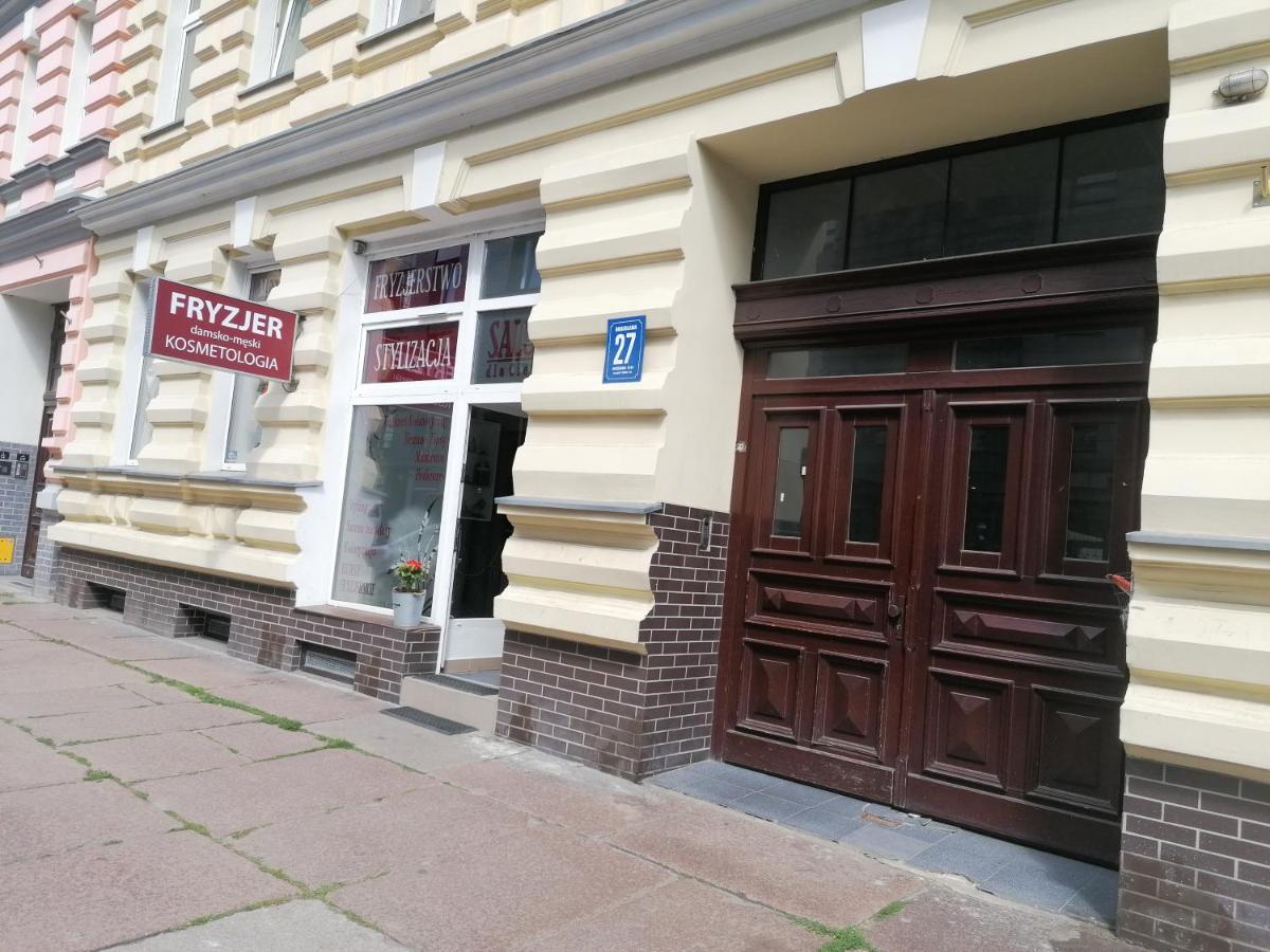 Hostel Tulip - Pokoj Jednoosobowy Nr 3 Ze Wspolna Lazienka I Kuchnia Szczecin Exterior photo