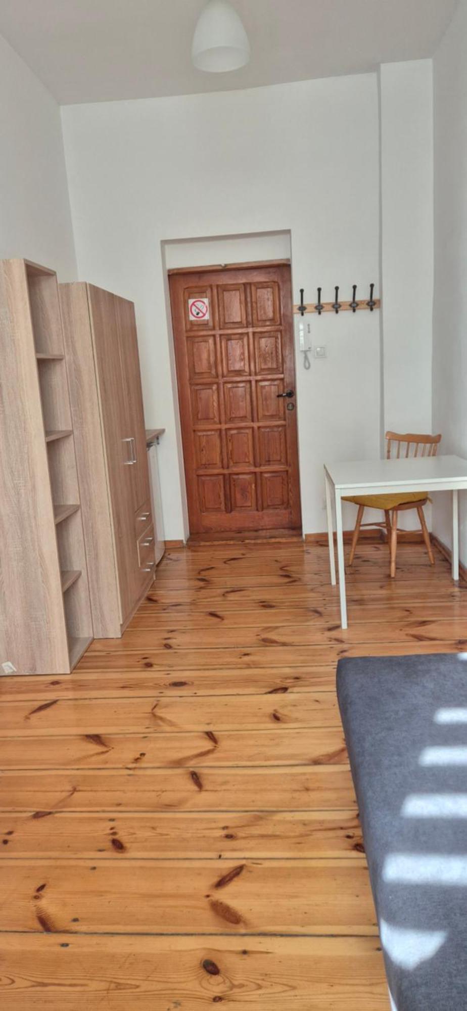 Hostel Tulip - Pokoj Jednoosobowy Nr 3 Ze Wspolna Lazienka I Kuchnia Szczecin Exterior photo